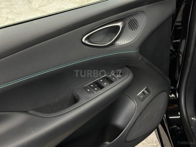 BYD Seal 05-16