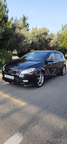Kia Ceed 2010, 175,000 km - 1.6 л - Bakı