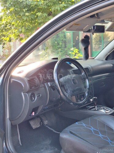 Volkswagen Passat 2004, 226,778 km - 1.8 l - Göyçay