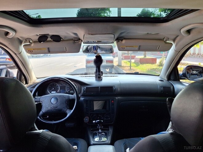 Volkswagen Passat 2004, 226,778 km - 1.8 l - Göyçay