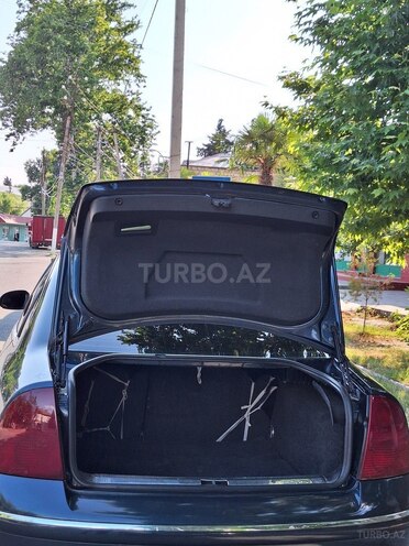 Volkswagen Passat 2004, 226,778 km - 1.8 l - Göyçay