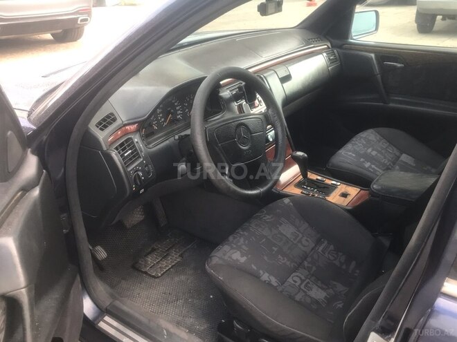 Mercedes E 230 1996, 570,000 km - 2.3 l - Bakı