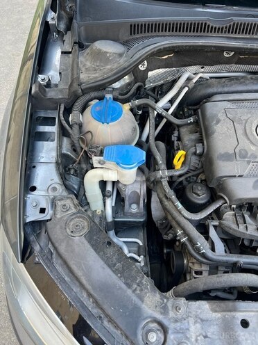 Volkswagen Jetta 2013, 117,000 km - 1.8 l - Bakı