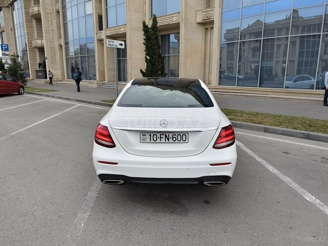 Mercedes E 250 2018, 41,900 km - 2.0 l - Bakı