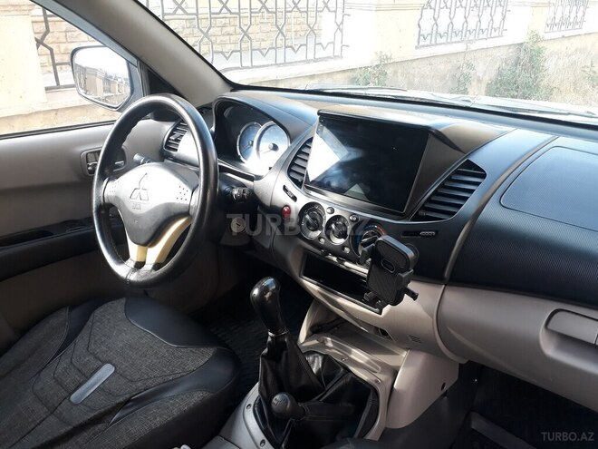 Mitsubishi L200 2008, 452,355 km - 2.0 l - Xırdalan