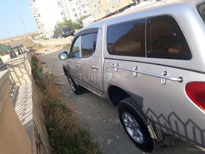 Mitsubishi L200 2008, 452,355 km - 2.0 l - Xırdalan