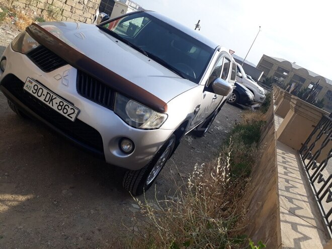 Mitsubishi L200 2008, 452,355 km - 2.0 l - Xırdalan