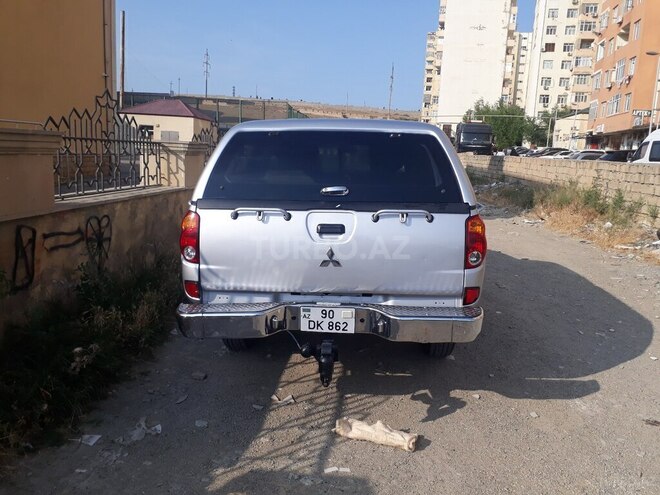 Mitsubishi L200 2008, 452,355 km - 2.0 l - Xırdalan