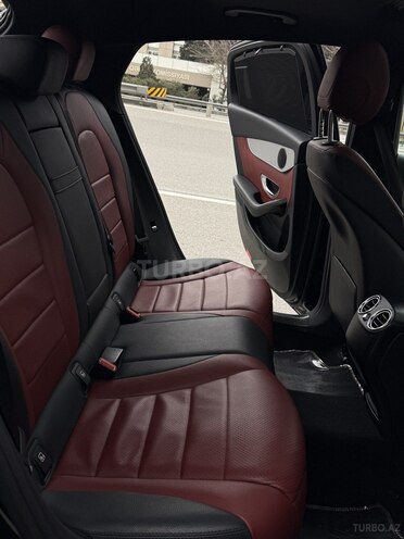 Mercedes GLC 250 4MATIC 2017, 117,000 km - 2.0 l - Bakı