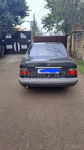 Mercedes E 300 d 1994, 579,000 km - 3.0 l - Astara