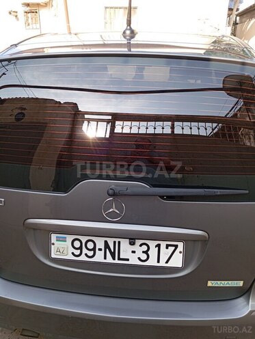 Mercedes A 180 2009, 180,000 km - 1.7 л - Bakı