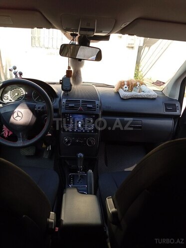 Mercedes A 180 2009, 180,000 km - 1.7 л - Bakı