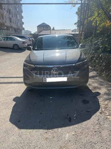 Volkswagen Polo 2021, 26,000 km - 1.6 л - Bakı