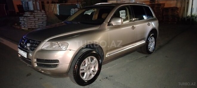 Volkswagen Touareg 2006, 386,000 km - 3.2 л - Quba