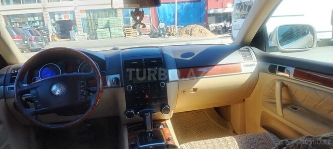 Volkswagen Touareg 2006, 386,000 km - 3.2 л - Quba