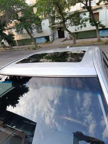 Mercedes E 240 2001, 239,000 km - 2.6 l - Bakı