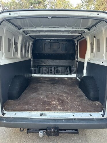 Ford Transit-7