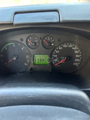 Ford Transit-20
