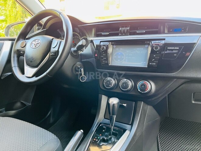 Toyota Corolla-5