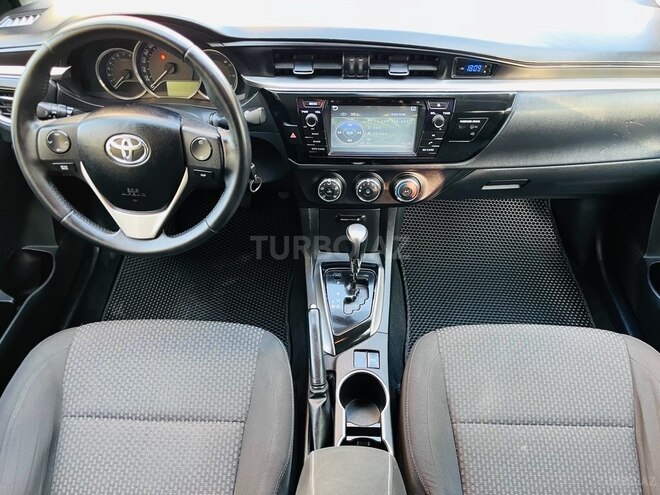 Toyota Corolla-2