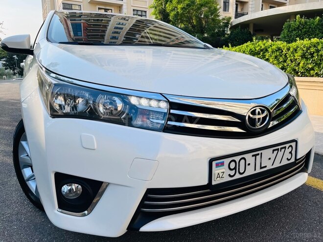 Toyota Corolla-11