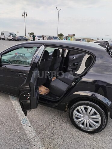 Opel Astra 2005, 330,000 km - 1.4 л - Bakı