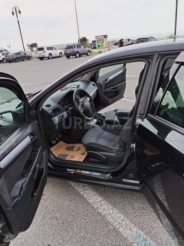 Opel Astra 2005, 330,000 km - 1.4 л - Bakı