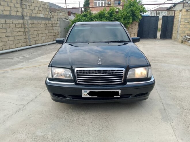 Mercedes C 200 1999, 318,000 km - 2.0 л - Sumqayıt
