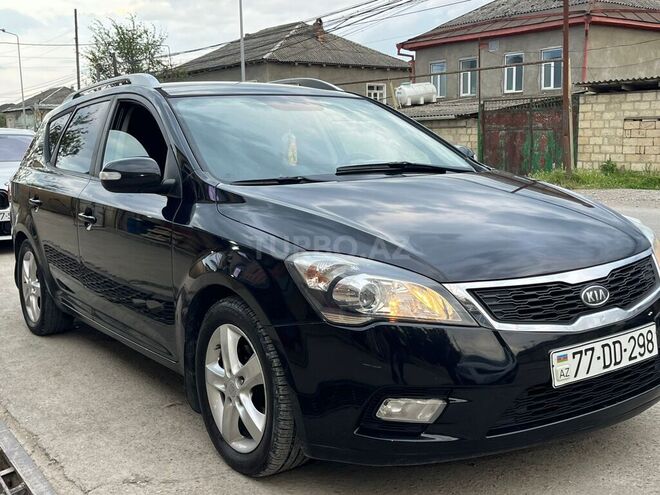 Kia Ceed 2010, 198,000 km - 1.6 л - Quba