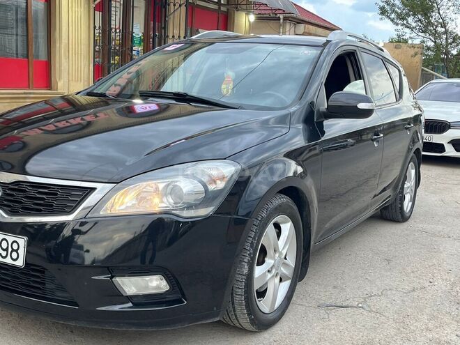 Kia Ceed 2010, 198,000 km - 1.6 л - Quba