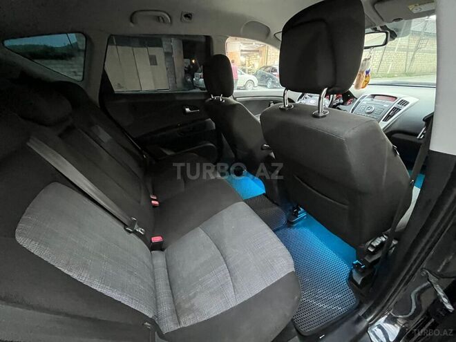 Kia Ceed 2010, 198,000 km - 1.6 л - Quba