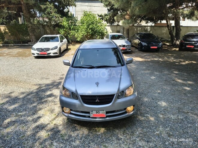 Mitsubishi Airtrek 2005, 203,500 km - 2.0 l - Bakı