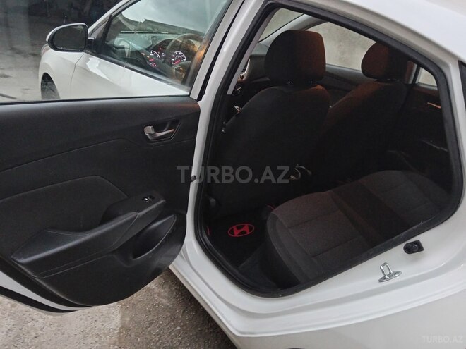 Hyundai Accent 2019, 96,000 km - 1.6 л - Bakı