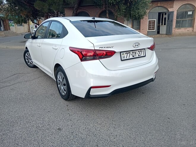 Hyundai Accent 2019, 96,000 km - 1.6 л - Bakı