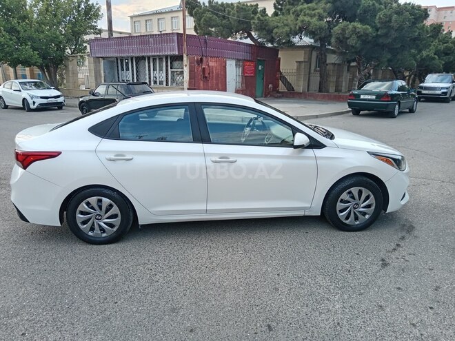 Hyundai Accent 2019, 96,000 km - 1.6 л - Bakı