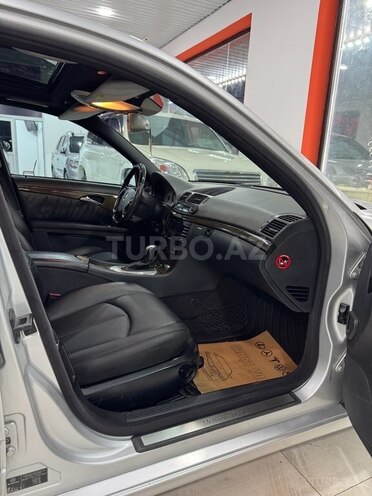 Mercedes E 240 2002, 378,000 km - 2.6 l - Ağdaş