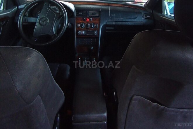Mercedes C 180 1995, 392,198 km - 1.8 l - İmişli