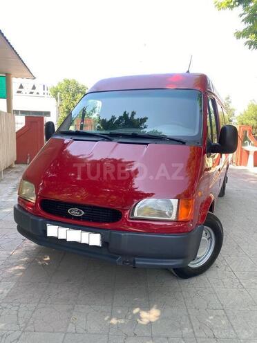 Ford Transit-1