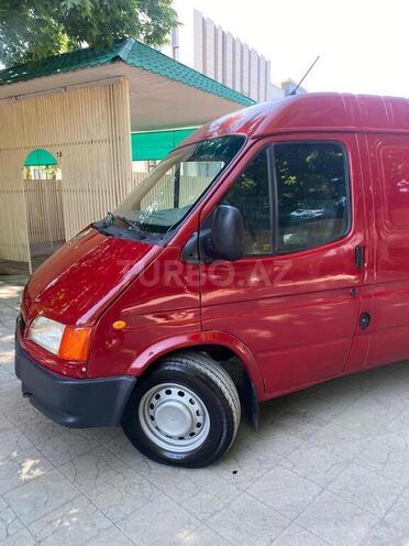 Ford Transit-7