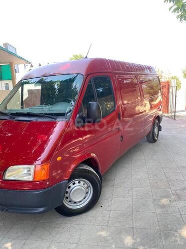 Ford Transit-2