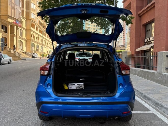 Nissan Kicks 2023, 10,900 km - 1.6 л - Bakı