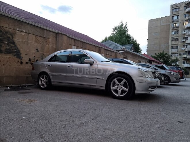 Mercedes C 200 2000, 365,000 km - 2.0 l - Bakı