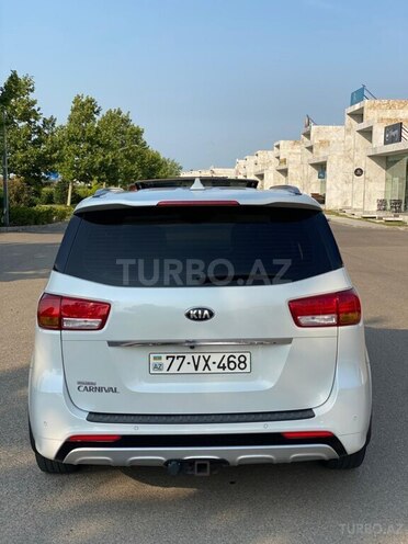 Kia Carnival-7