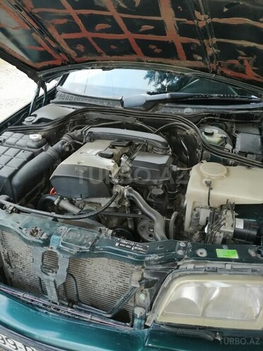 Mercedes C 200 1998, 355,000 km - 2.0 l - Bakı