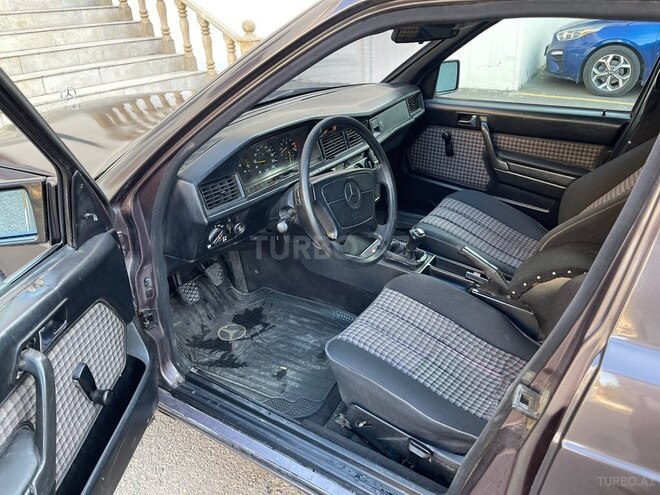 Mercedes 190 1991, 50,526 km - 1.8 l - Gəncə