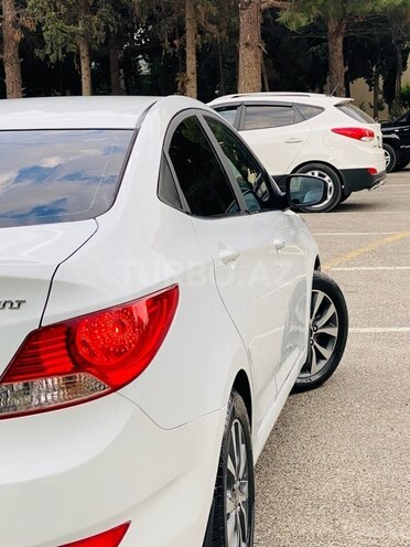 Hyundai Accent 2013, 175,000 km - 1.6 l - Bakı