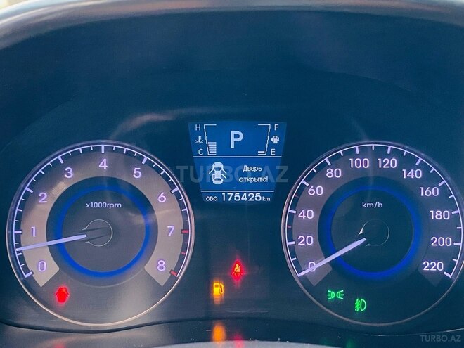 Hyundai Accent 2013, 175,000 km - 1.6 l - Bakı