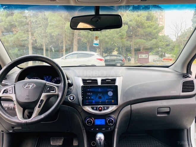 Hyundai Accent 2013, 175,000 km - 1.6 l - Bakı