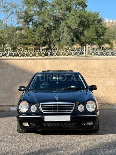 Mercedes E 320 2001, 416,000 km - 3.2 l - Naxçıvan