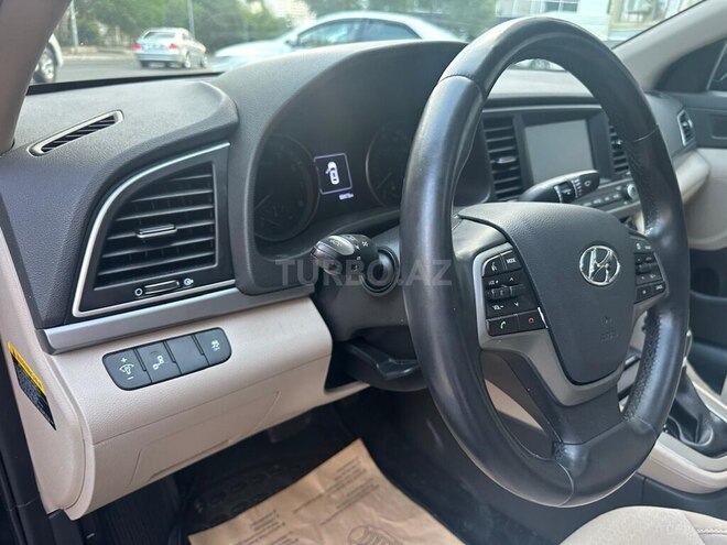 Hyundai Elantra 2017, 92,000 km - 2.0 л - Bakı